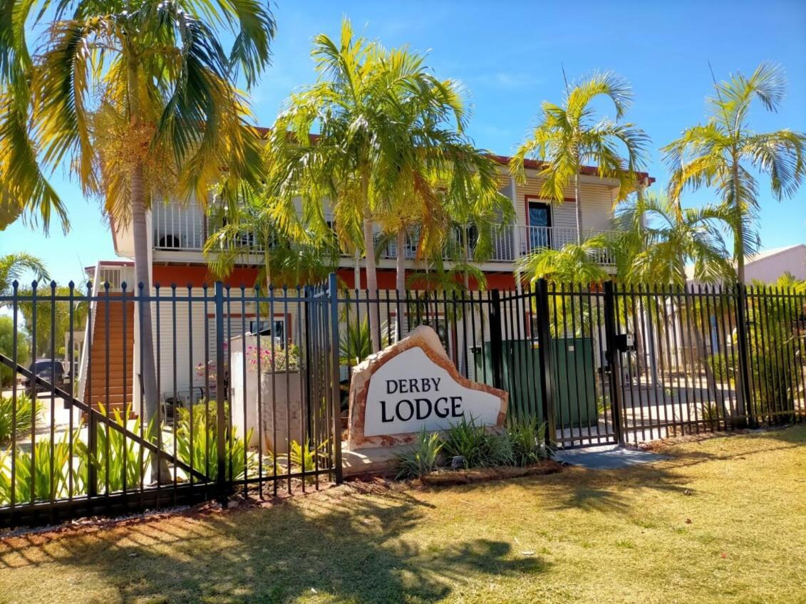 Derby Lodge Motel Esterno foto