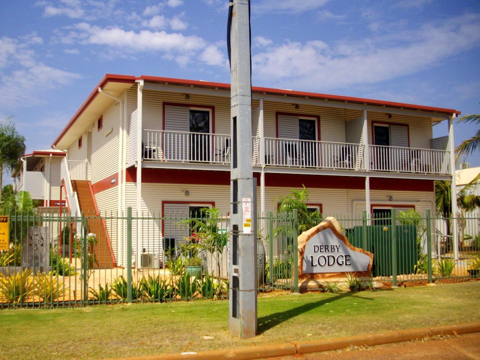 Derby Lodge Motel Esterno foto