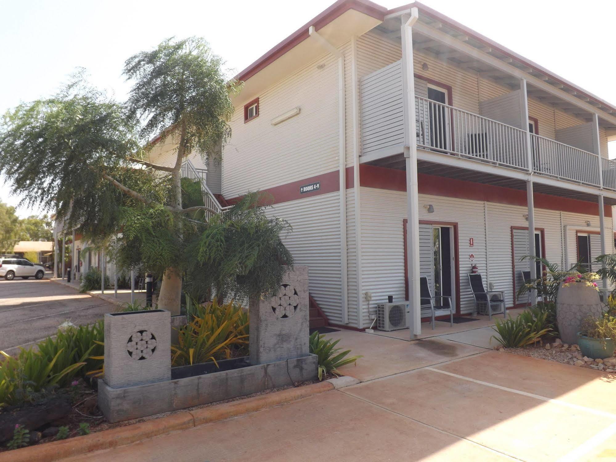 Derby Lodge Motel Esterno foto