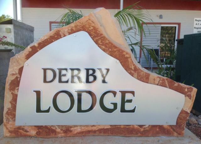 Derby Lodge Motel Esterno foto